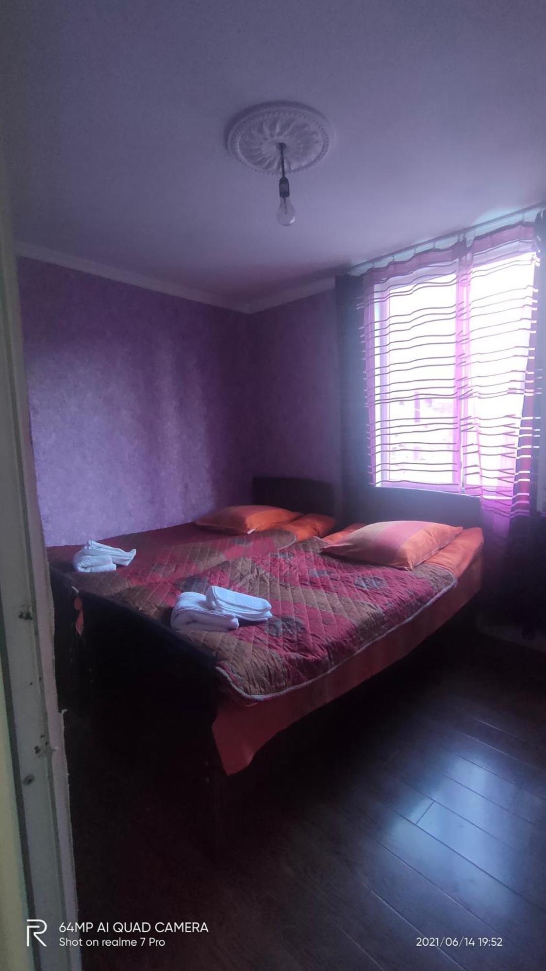 Shaulini Hotel Kashveti Phòng bức ảnh